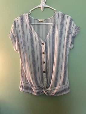 Women’s Button-Front Knot V-Neck Blouse in White and Black